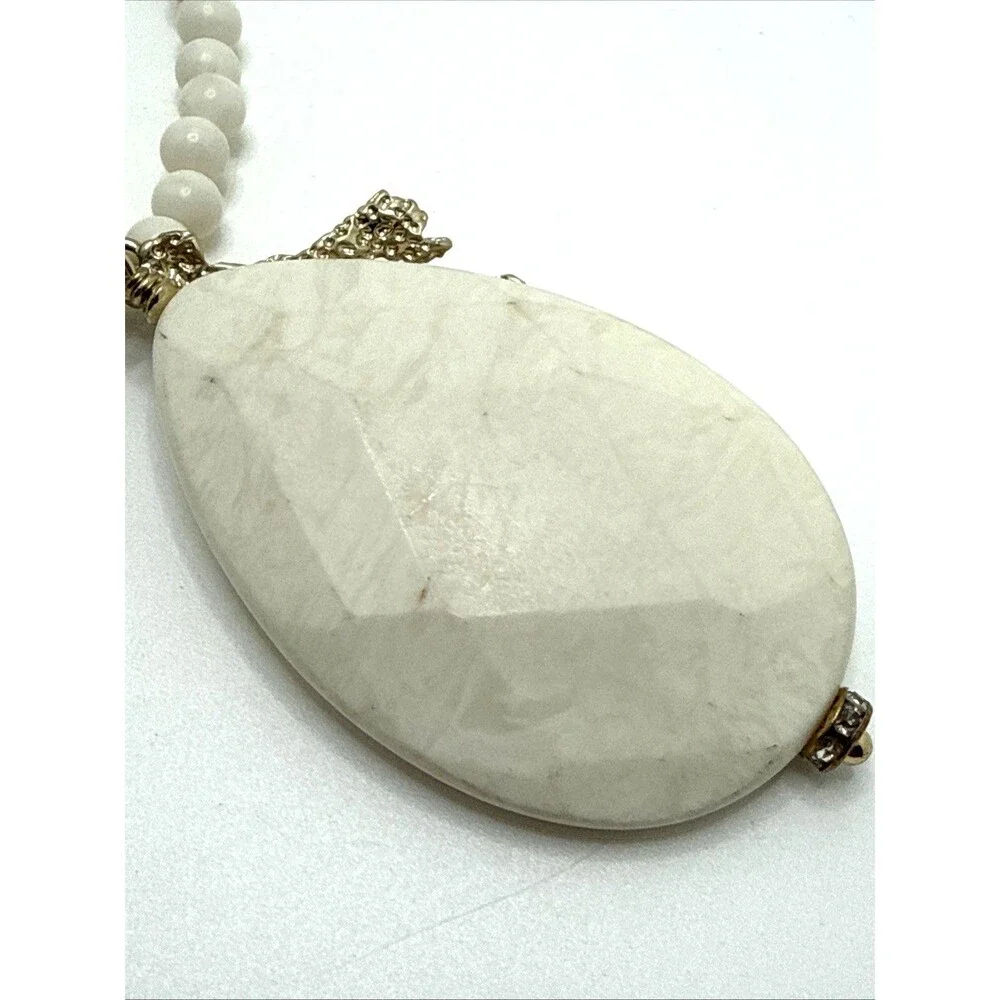 Lilly Pulitzer Coral Reef Pendant Necklace White & Gold Tone Long Statement 34